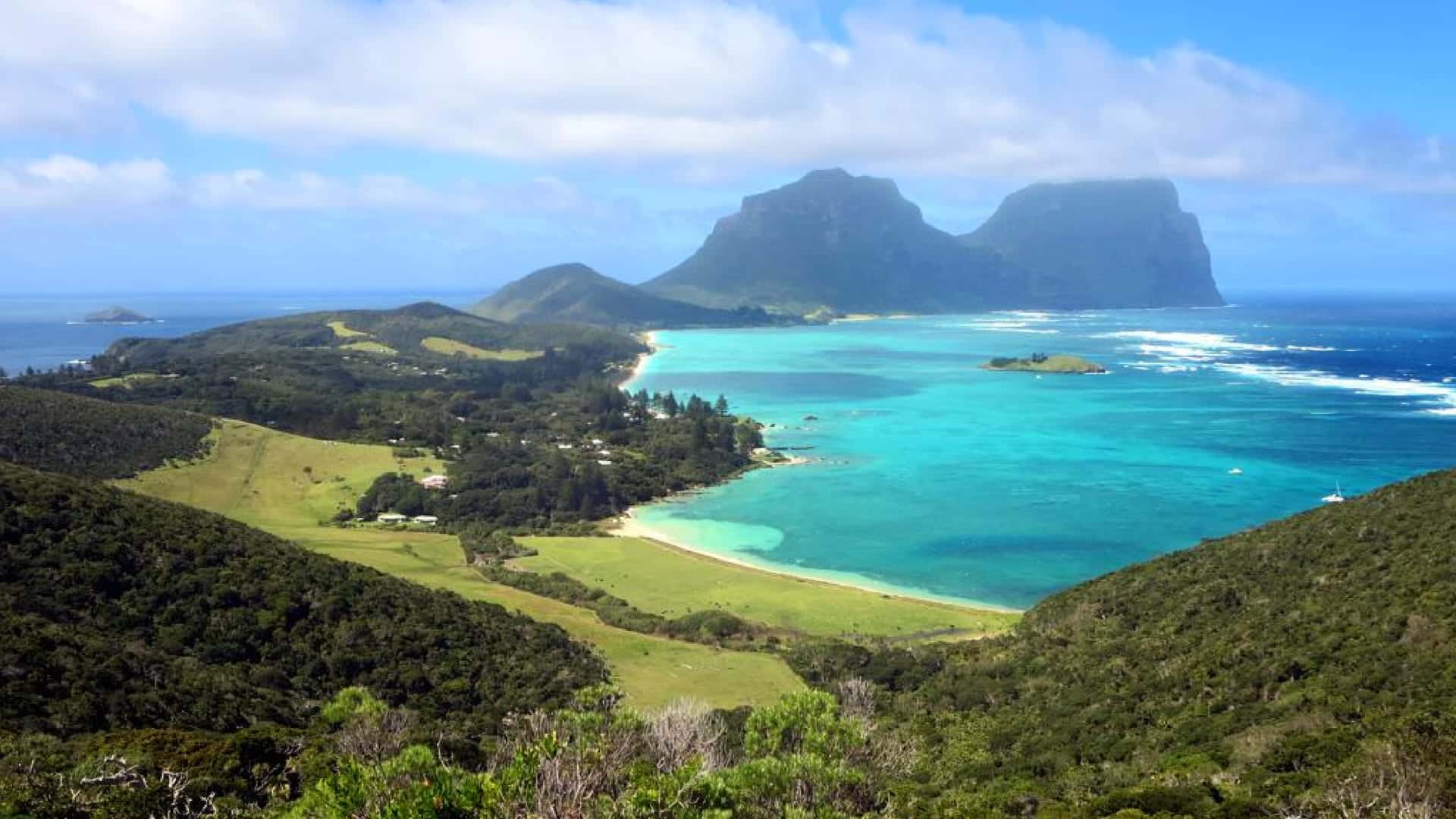 Visit Australia for: The Tropical beauty of mountain and sea - Lord Howe Island